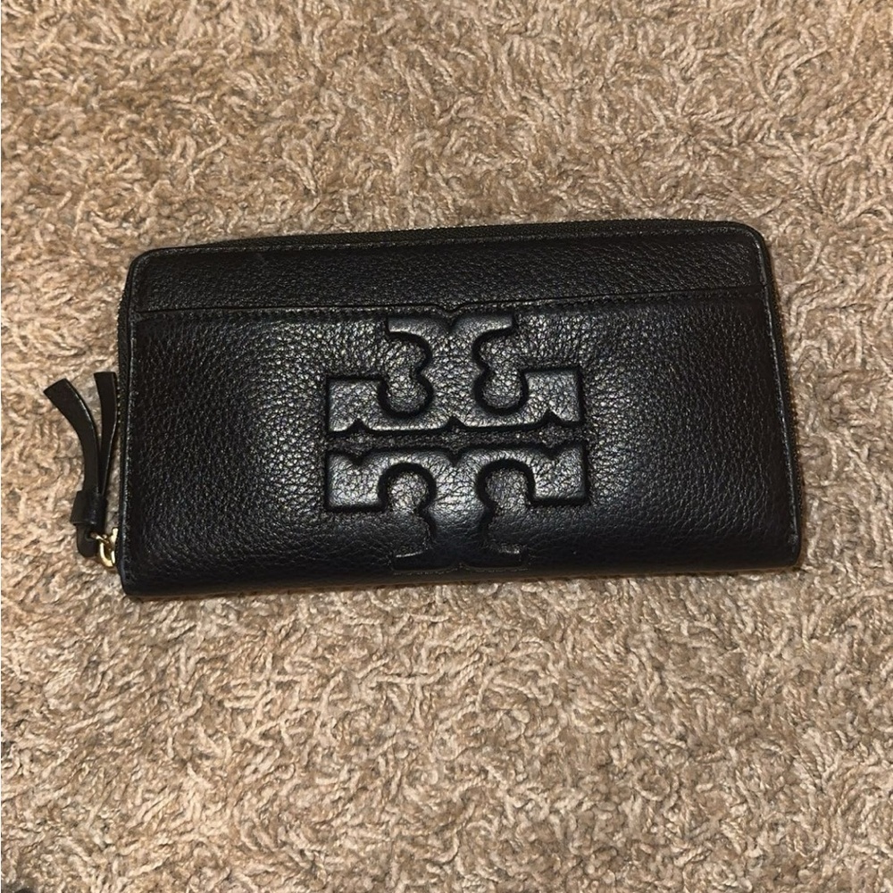 Tory Burch wallet for sale!